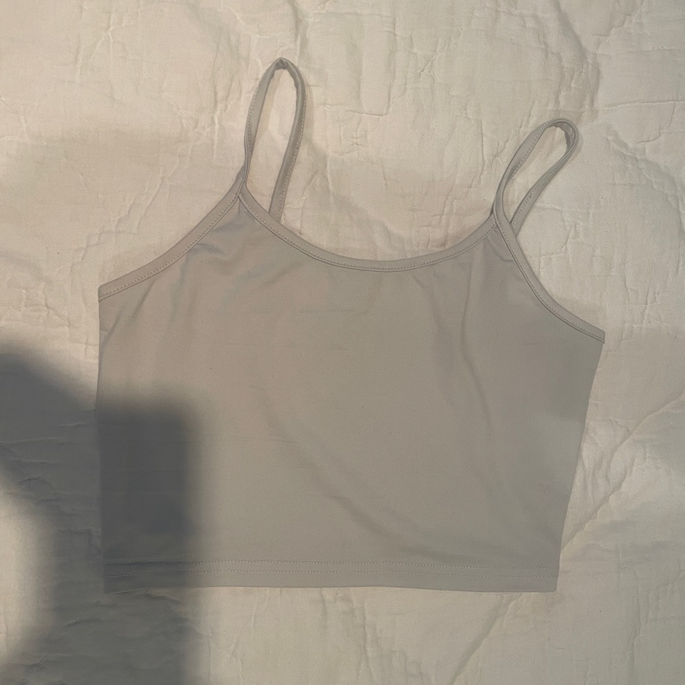 white crop tank top